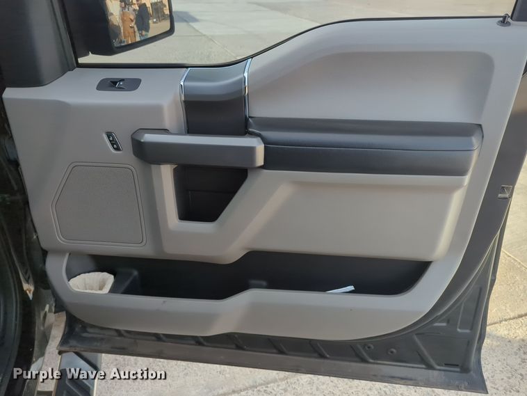 image for item DT6503 2020 Ford F150 SuperCrew pickup truck