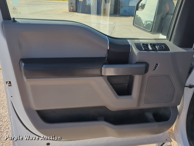 image for item DT6508 2015 Ford F150 SuperCrew pickup truck