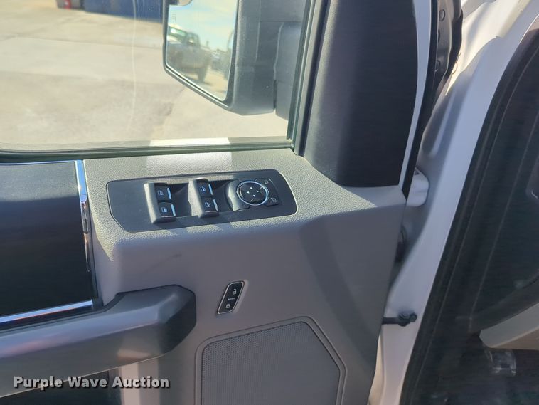 image for item DT6508 2015 Ford F150 SuperCrew pickup truck