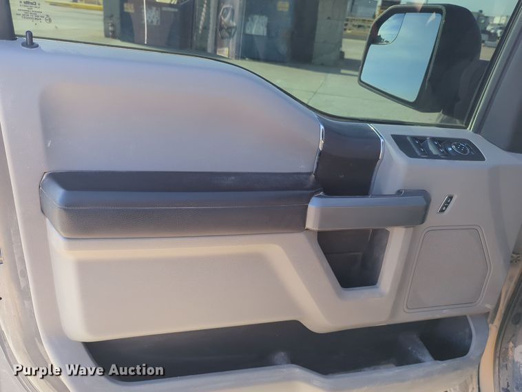 image for item DT6510 2016 Ford F150 SuperCrew pickup truck