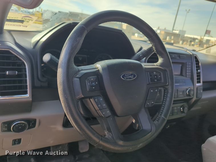 image for item DT6512 2015 Ford F150 SuperCrew pickup truck