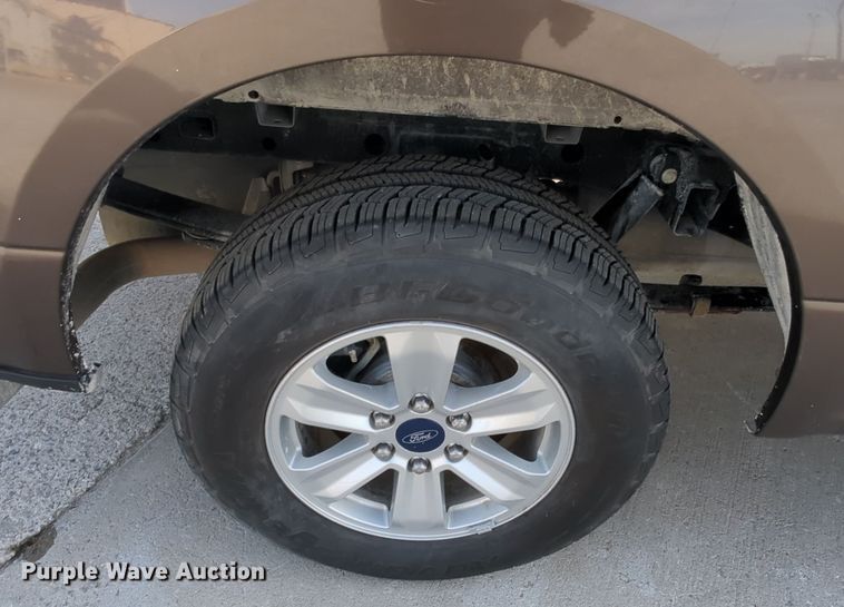 image for item DT6512 2015 Ford F150 SuperCrew pickup truck