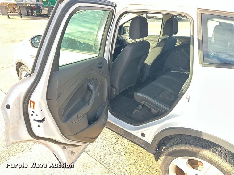 image for item DT6521 2016 Ford Escape SUV