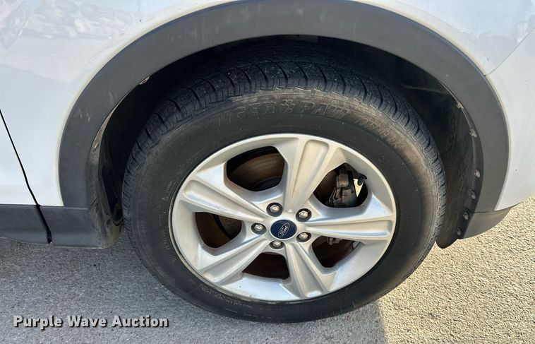 image for item DT6521 2016 Ford Escape SUV