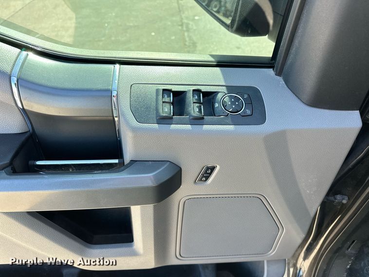 image for item DT6522 2016 Ford F150 SuperCrew pickup truck