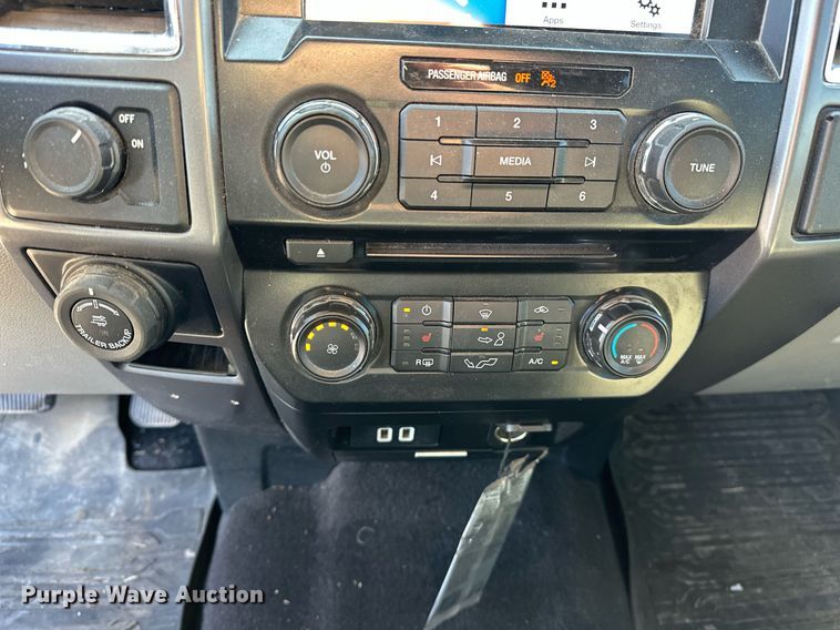 image for item DT6522 2016 Ford F150 SuperCrew pickup truck