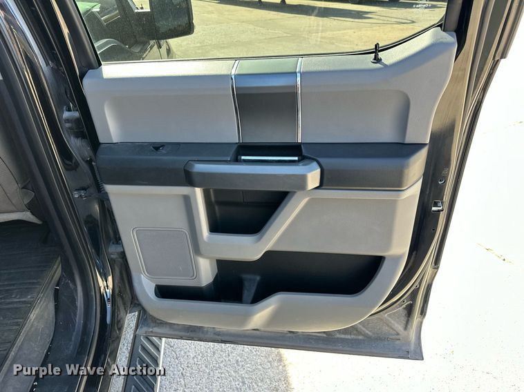 image for item DT6522 2016 Ford F150 SuperCrew pickup truck