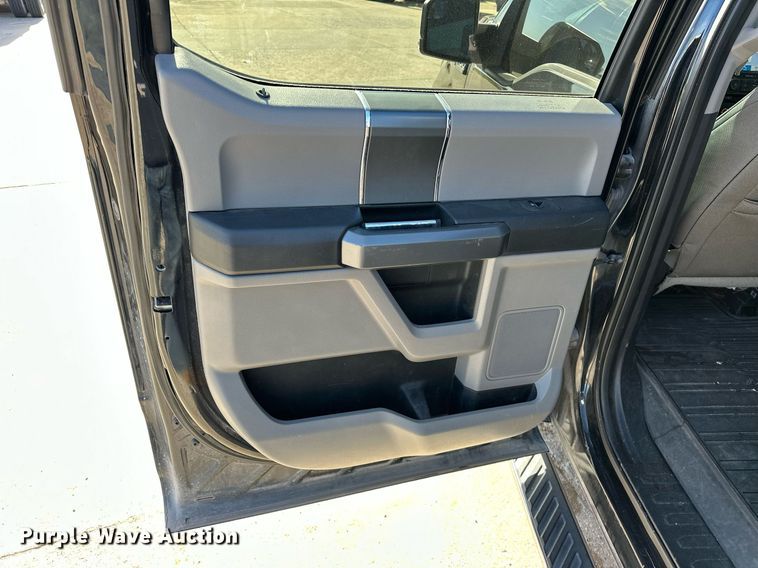 image for item DT6522 2016 Ford F150 SuperCrew pickup truck