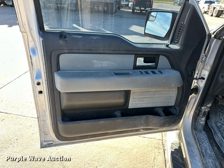 image for item DT6530 2014 Ford F150 SuperCrew pickup truck