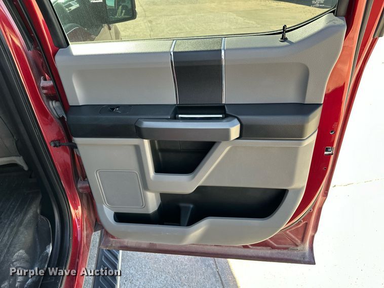 image for item DT6531 2016 Ford F150 SuperCrew pickup truck