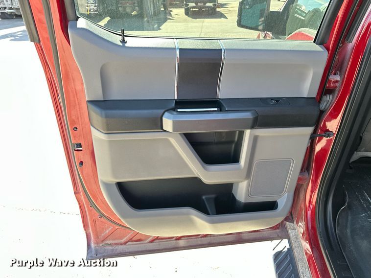 image for item DT6531 2016 Ford F150 SuperCrew pickup truck