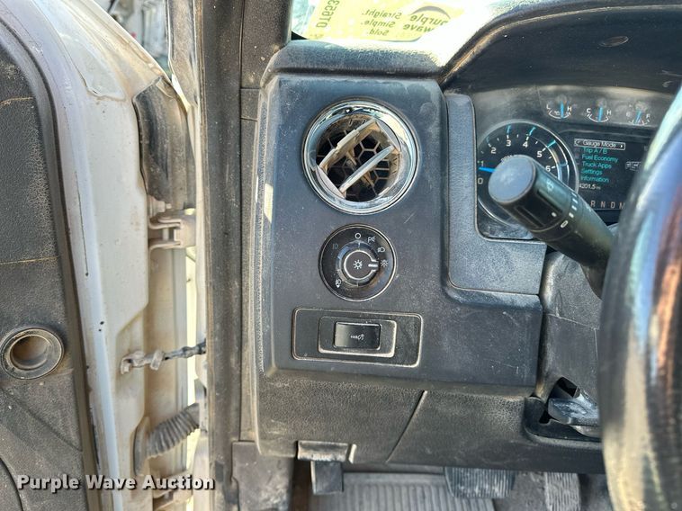 image for item DT6533 2013 Ford F150 SuperCrew pickup truck