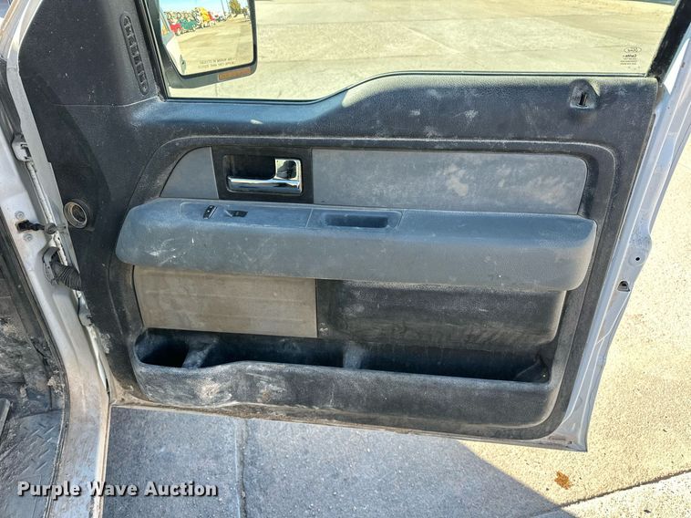 image for item DT6533 2013 Ford F150 SuperCrew pickup truck