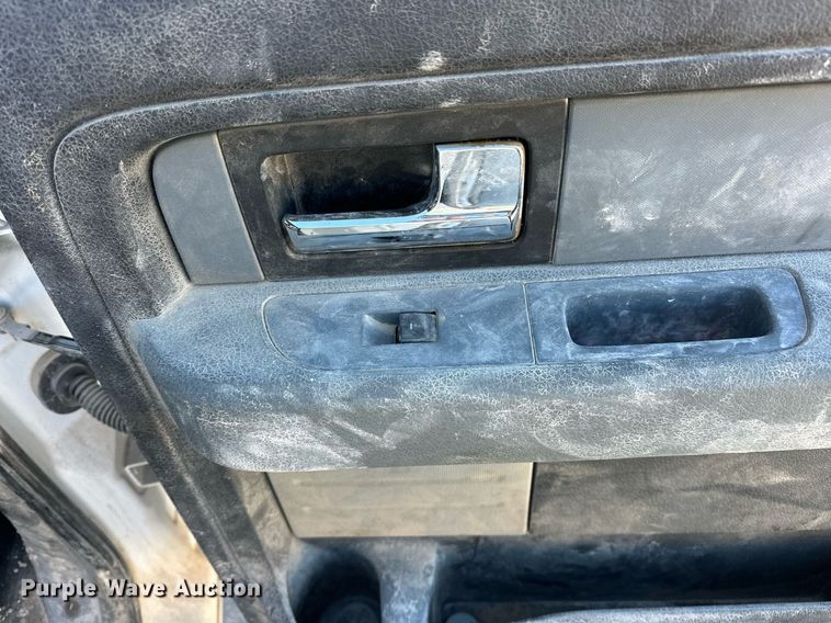 image for item DT6533 2013 Ford F150 SuperCrew pickup truck