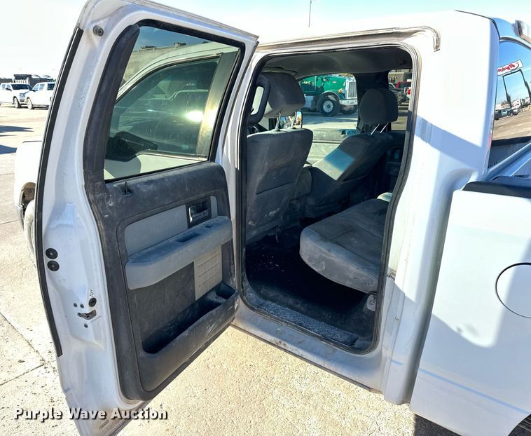 image for item DT6533 2013 Ford F150 SuperCrew pickup truck