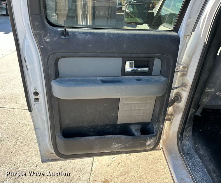 image for item DT6533 2013 Ford F150 SuperCrew pickup truck