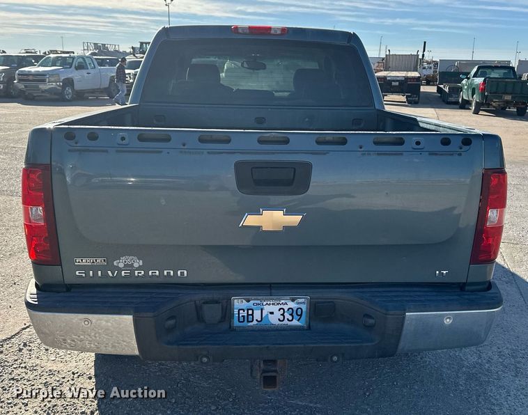 image for item DT6534 2010 Chevrolet Silverado 1500 Crew Cab pickup truck