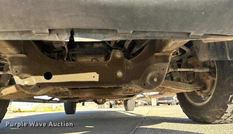 image for item DT6534 2010 Chevrolet Silverado 1500 Crew Cab pickup truck