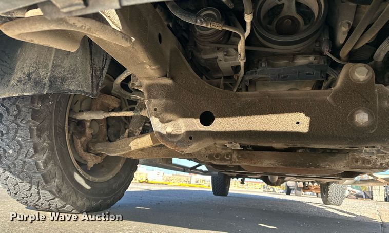 image for item DT6534 2010 Chevrolet Silverado 1500 Crew Cab pickup truck