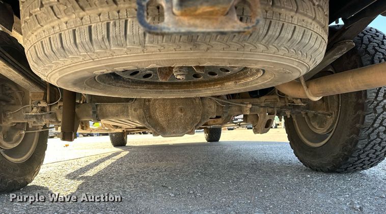 image for item DT6534 2010 Chevrolet Silverado 1500 Crew Cab pickup truck