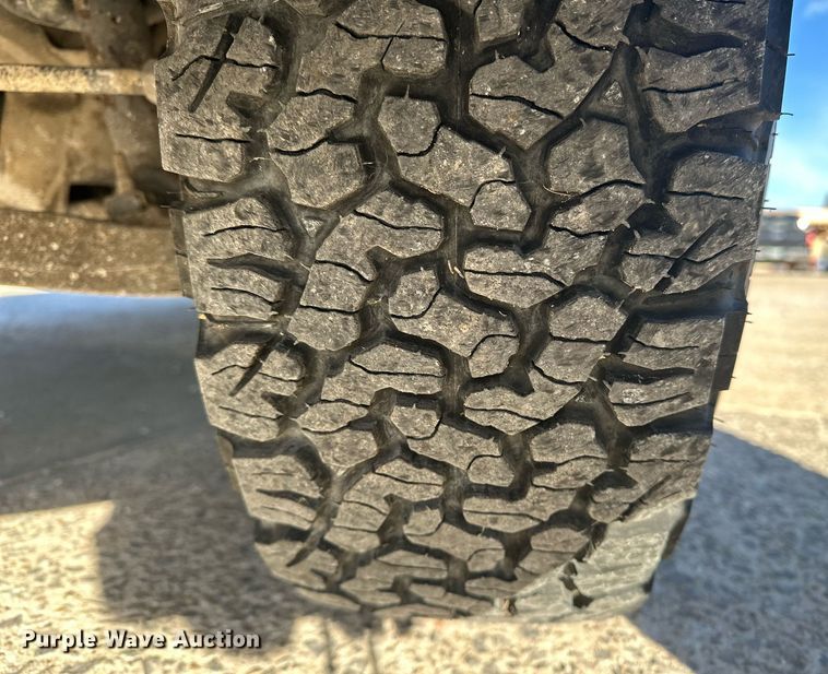 image for item DT6534 2010 Chevrolet Silverado 1500 Crew Cab pickup truck