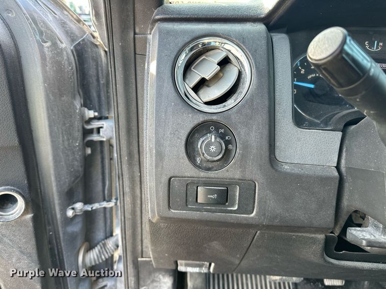 image for item DT6535 2012 Ford F150 SuperCrew pickup truck