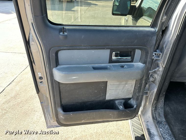 image for item DT6535 2012 Ford F150 SuperCrew pickup truck