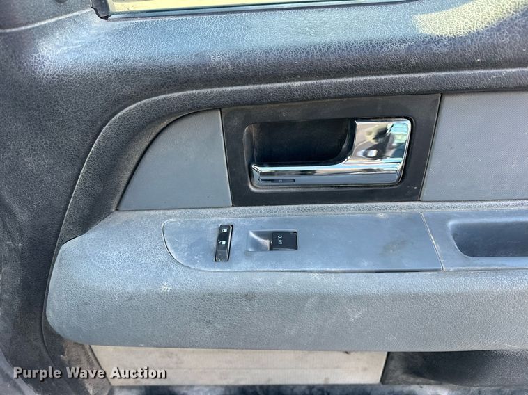 image for item DT6535 2012 Ford F150 SuperCrew pickup truck