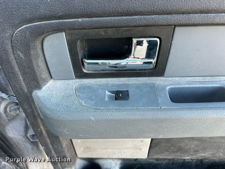 image for item DT6535 2012 Ford F150 SuperCrew pickup truck