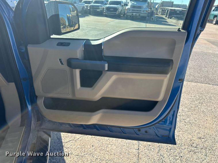 image for item DT6536 2016 Ford F150 SuperCrew pickup truck