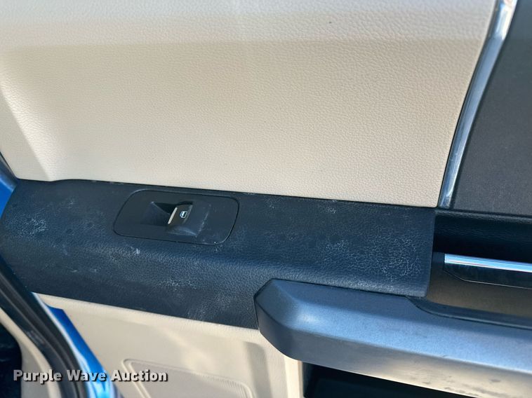 image for item DT6536 2016 Ford F150 SuperCrew pickup truck