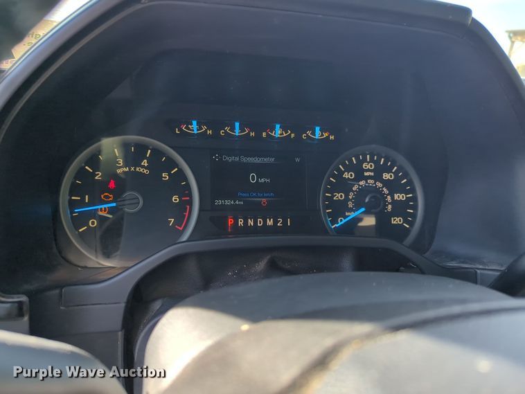 image for item DT6538 2016 Ford F150 SuperCrew pickup truck