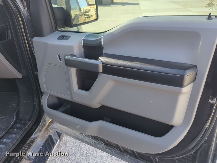 image for item DT6538 2016 Ford F150 SuperCrew pickup truck