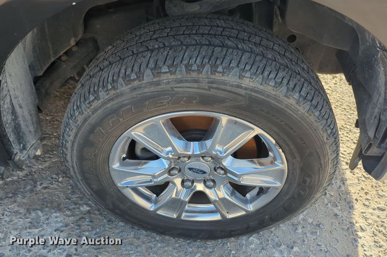 image for item DT6538 2016 Ford F150 SuperCrew pickup truck