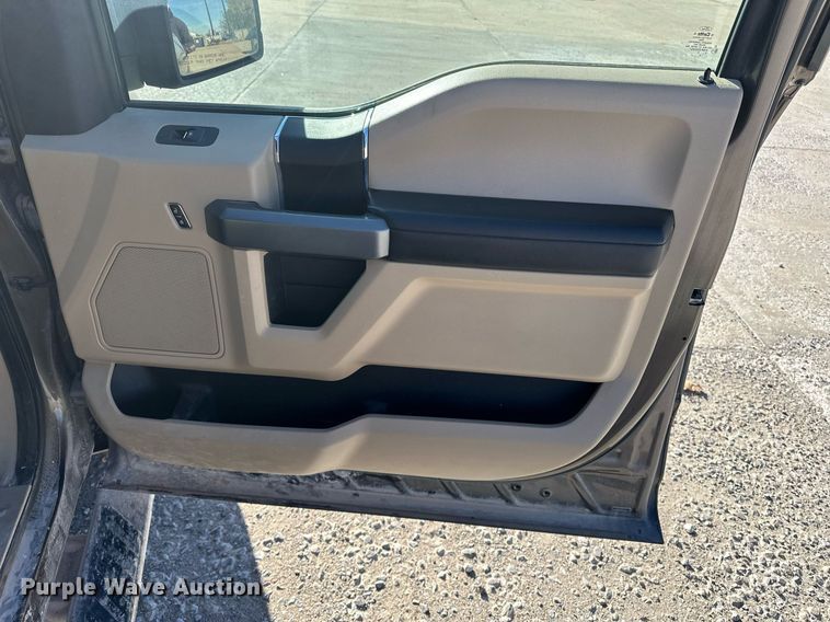 image for item DT6541 2016 Ford F150 SuperCrew utility / service truck