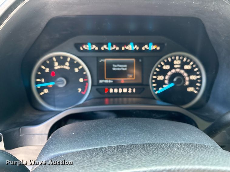 image for item DT6543 2016 Ford F150 SuperCrew pickup truck