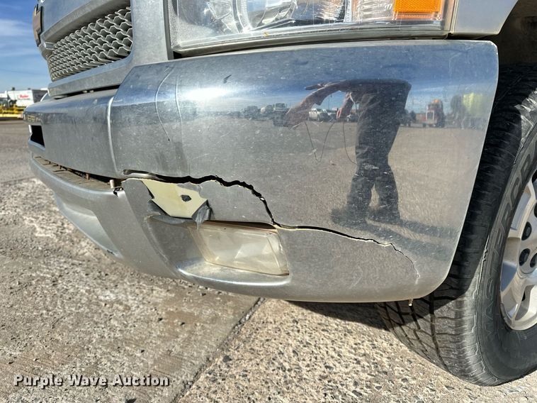 image for item DT6548 2012 Chevrolet Silverado 1500 Crew Cab pickup truck