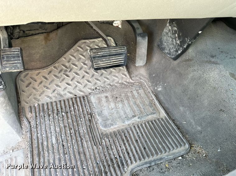 image for item DT6548 2012 Chevrolet Silverado 1500 Crew Cab pickup truck