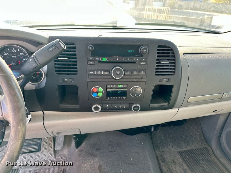 image for item DT6548 2012 Chevrolet Silverado 1500 Crew Cab pickup truck