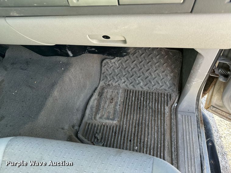 image for item DT6548 2012 Chevrolet Silverado 1500 Crew Cab pickup truck