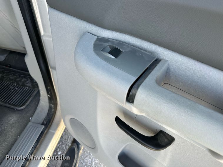 image for item DT6548 2012 Chevrolet Silverado 1500 Crew Cab pickup truck