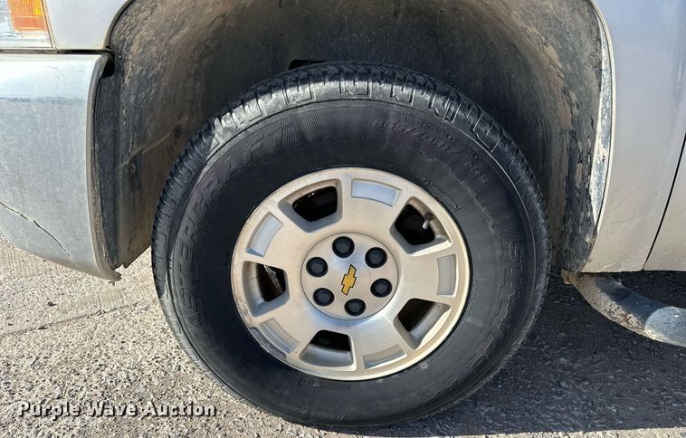 image for item DT6548 2012 Chevrolet Silverado 1500 Crew Cab pickup truck