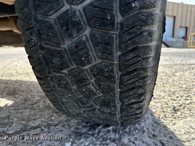 image for item DT6548 2012 Chevrolet Silverado 1500 Crew Cab pickup truck