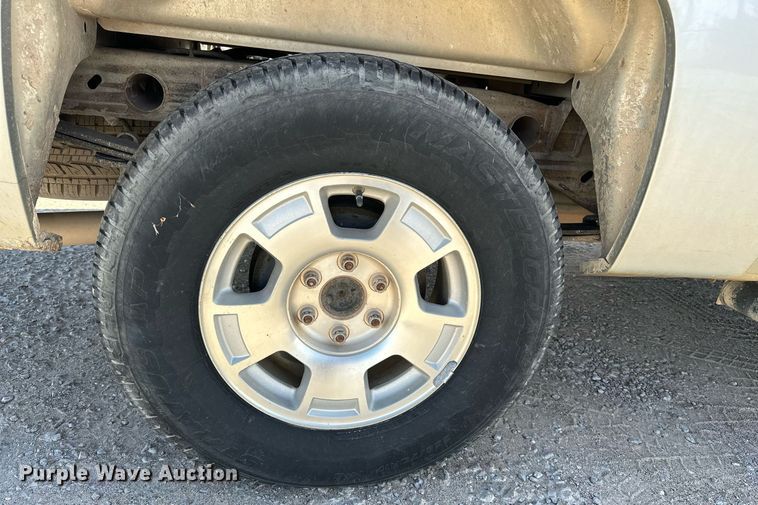 image for item DT6548 2012 Chevrolet Silverado 1500 Crew Cab pickup truck