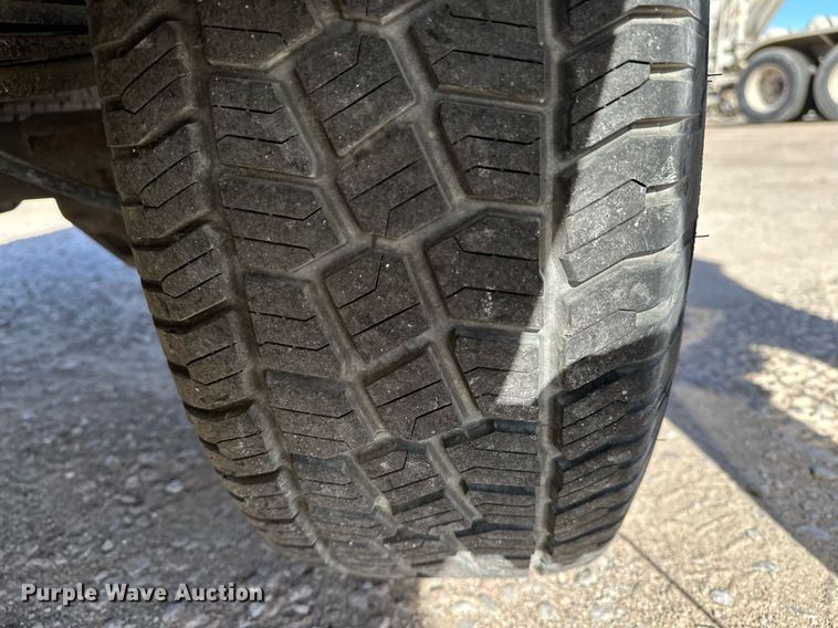 image for item DT6548 2012 Chevrolet Silverado 1500 Crew Cab pickup truck