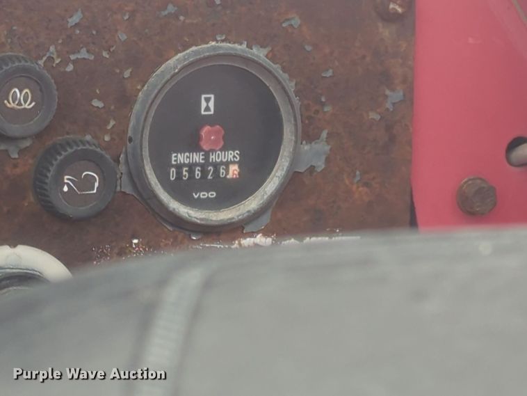 image for item DT6552 2001 Moffett M5000 forklift