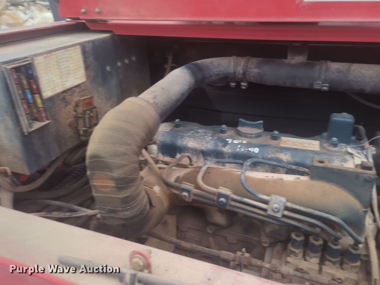 image for item DT6552 2001 Moffett M5000 forklift