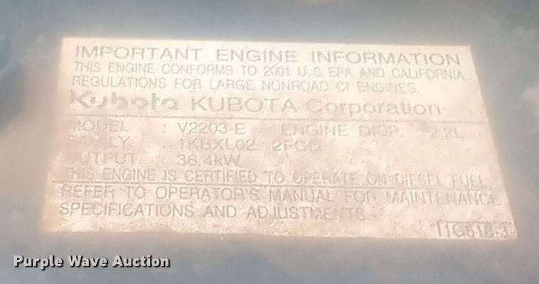 image for item DT6552 2001 Moffett M5000 forklift