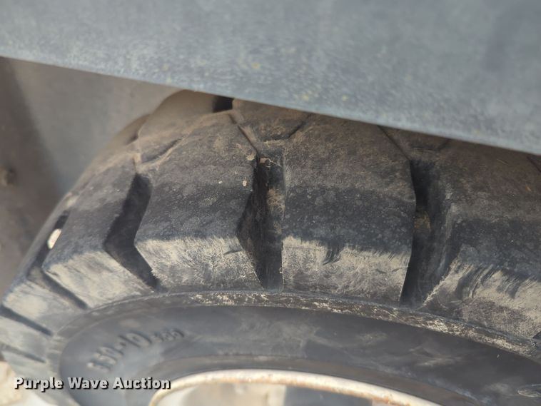 image for item DT6572 PowerBoss 10X73D SL sweeper