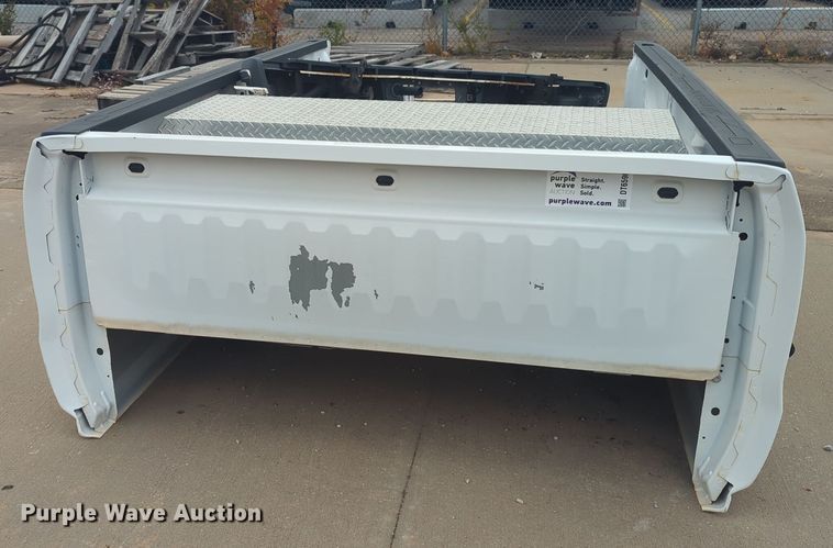 image for item DT6596 Chevrolet Silverado pickup truck bed